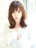 今トレンドのシースルーバングに挑戦してみない？透け感たっぷりの前髪で、さわやか女子を目指そう♡