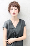 クールもキュートもOK！鉄板モテ「ゆるふわパーマ×ショート」のおしゃれなヘアスタイル特集♡