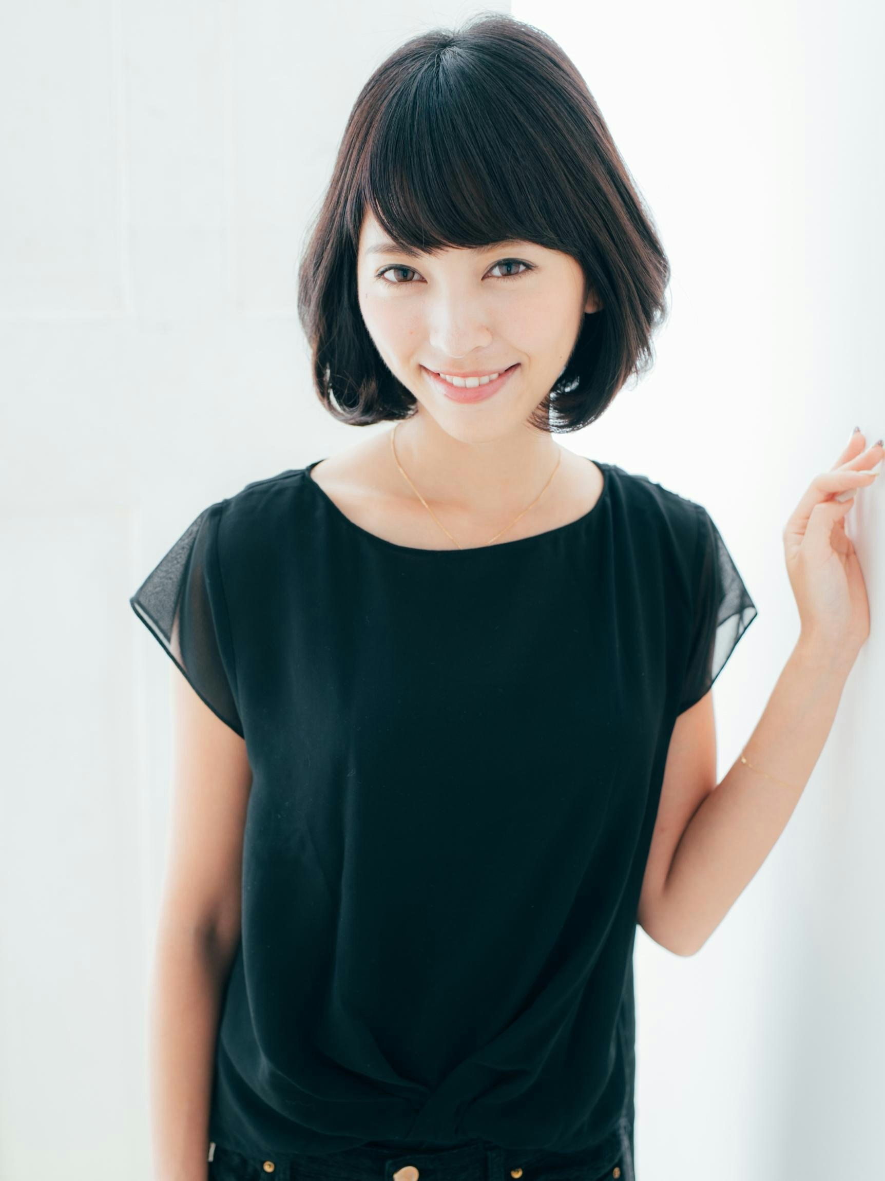 40代の大人女性におすすめ♡ナチュラルボブで女性らしいふんわりシルエットを叶えよう♪のサムネイル画像