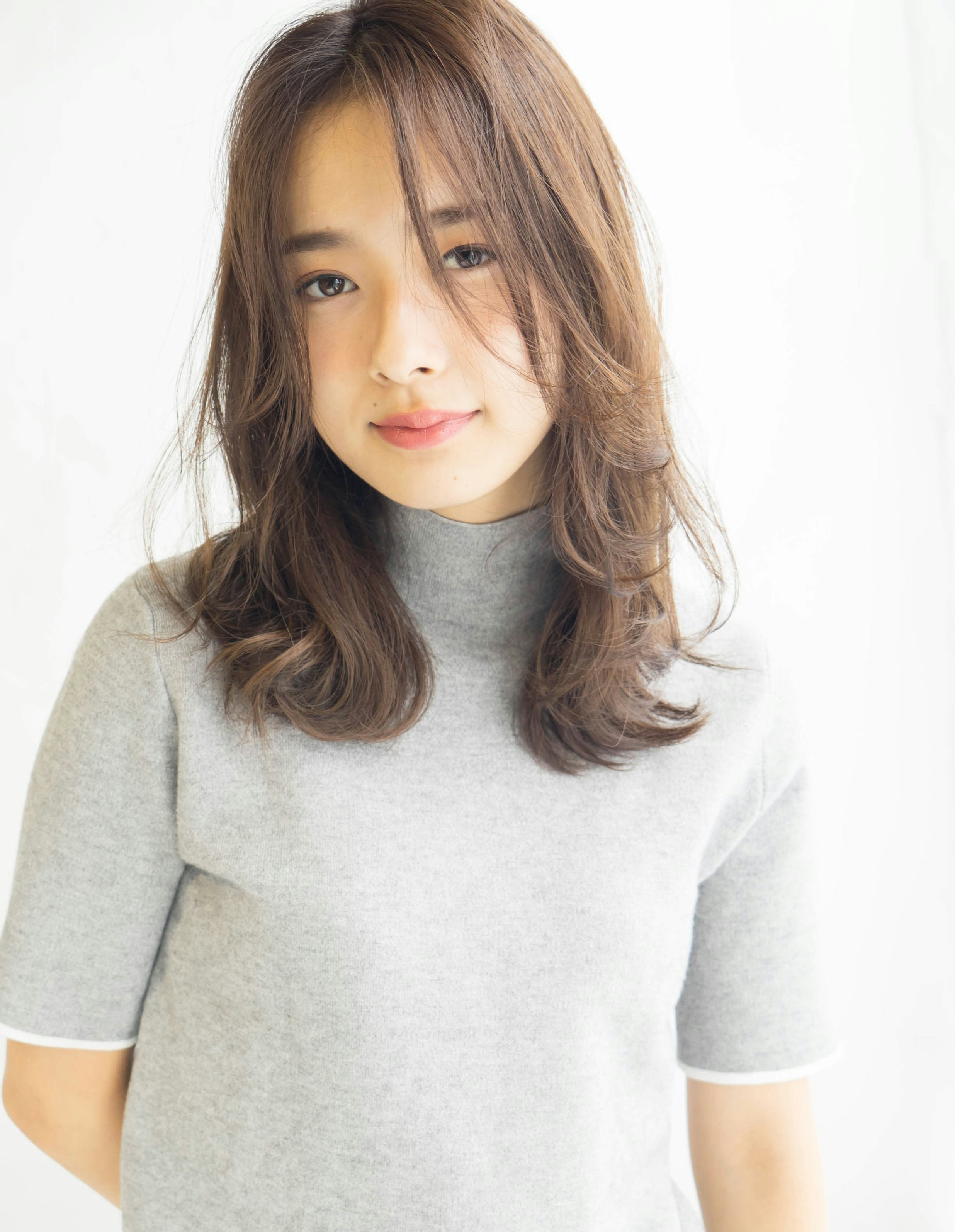 ラベンダーアッシュで大人顔に変身♡上品に見違える最旬おしゃれヘアスタイル集のサムネイル画像