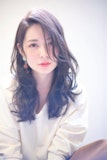 “紫系”ならおしゃれにキマる！ツヤやかに大人見せする最旬ヘアカラーカタログ