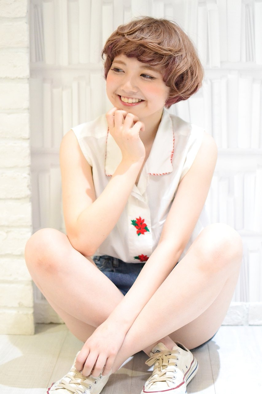 ガーリーなマッシュヘアが魅力的すぎる♡こなれ感たっぷりなスウィートヘアをチェックのサムネイル画像