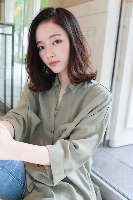 おしゃれな大人女子はもうやってる 30代女性のイメチェンはロブに決まり ホットペッパービューティーマガジン