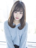 《アッシュグレーでつくるおしゃれ髪》クールも可愛いも叶う外国人風ヘアを楽しもう♡