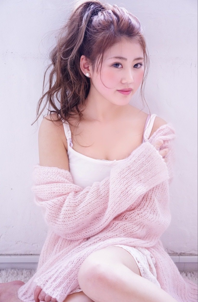 セクシーと上品が同時に叶う♡【ラベンダーブラウン】の髪色で、温かみあふれる女性を目指そう♪のサムネイル画像