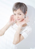 ショートなら結婚式でも難しいアレンジ不要！お呼ばれシーンにぴったりなおしゃれヘアカタログ