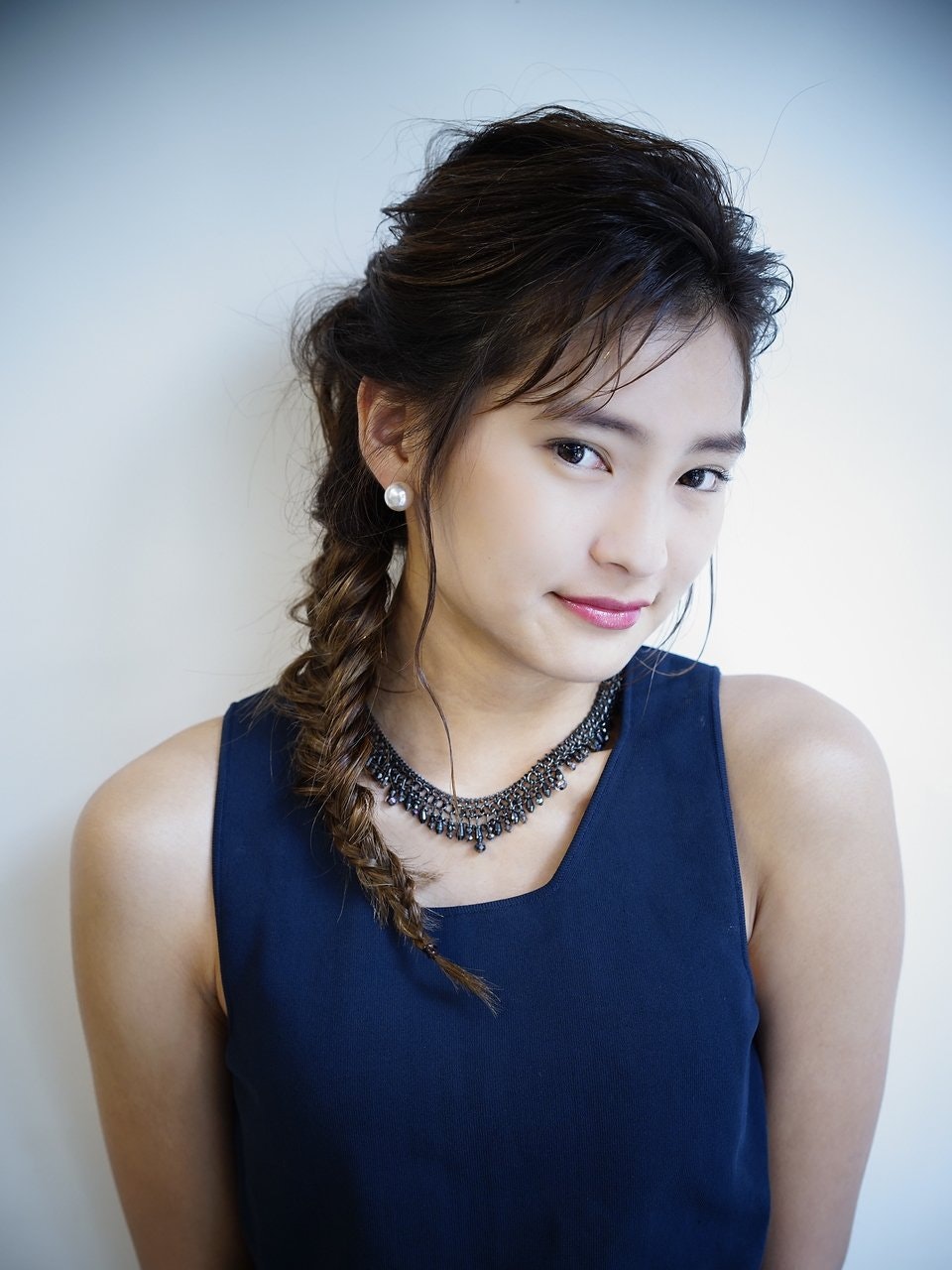 複雑見えを狙うなら!フィッシュボーン&編み込みの名コンビにお任せ♡のサムネイル画像