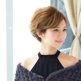 夜会巻きのやり方をマスターして、ヘアアレンジの幅を広げよう♪シーン別おすすめスタイルも!