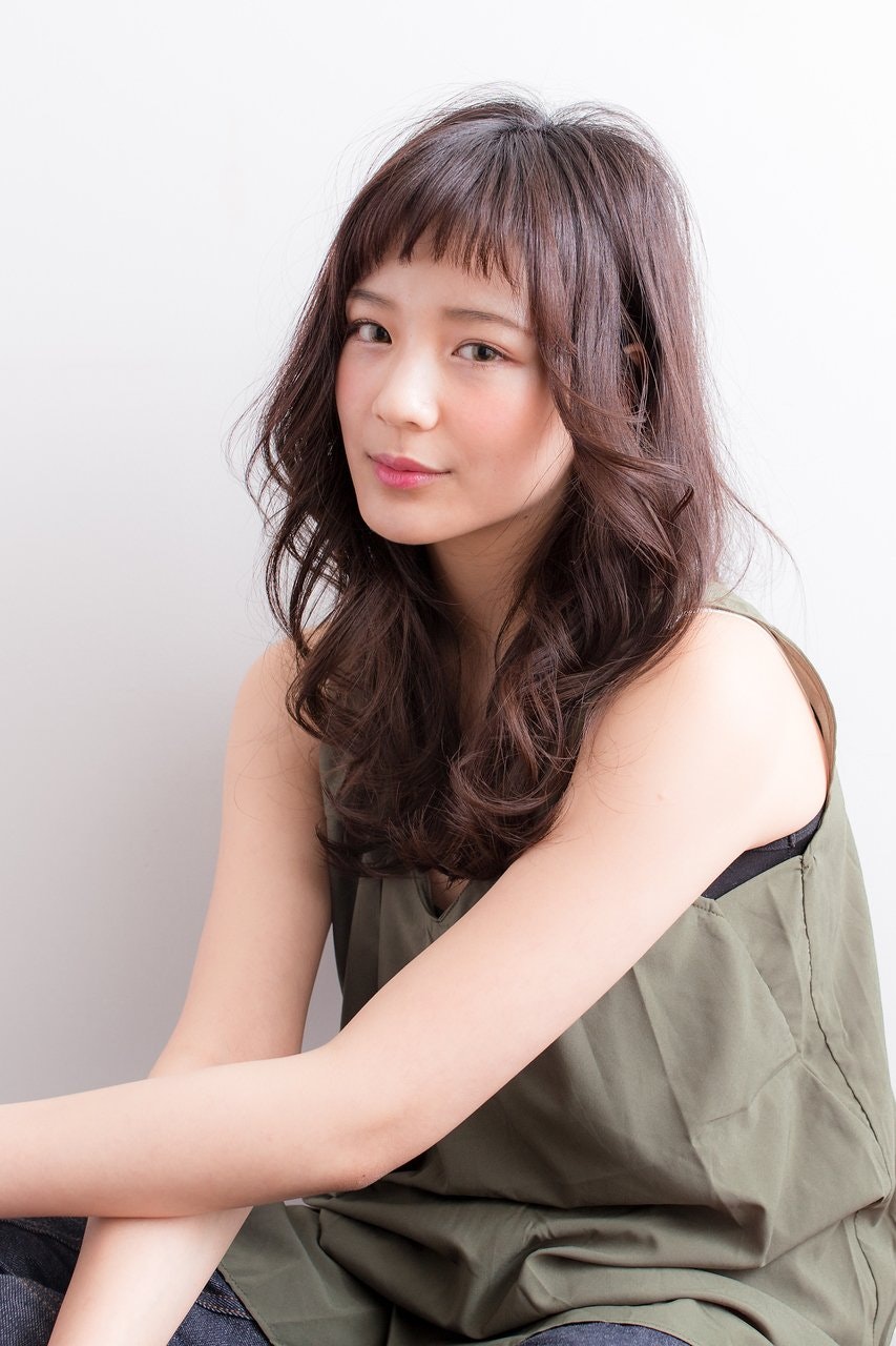 デジパで手に入れる“ふんわり&やわらか”ウェーブ!おしゃれも時短も叶うヘアメニューまとめのサムネイル画像