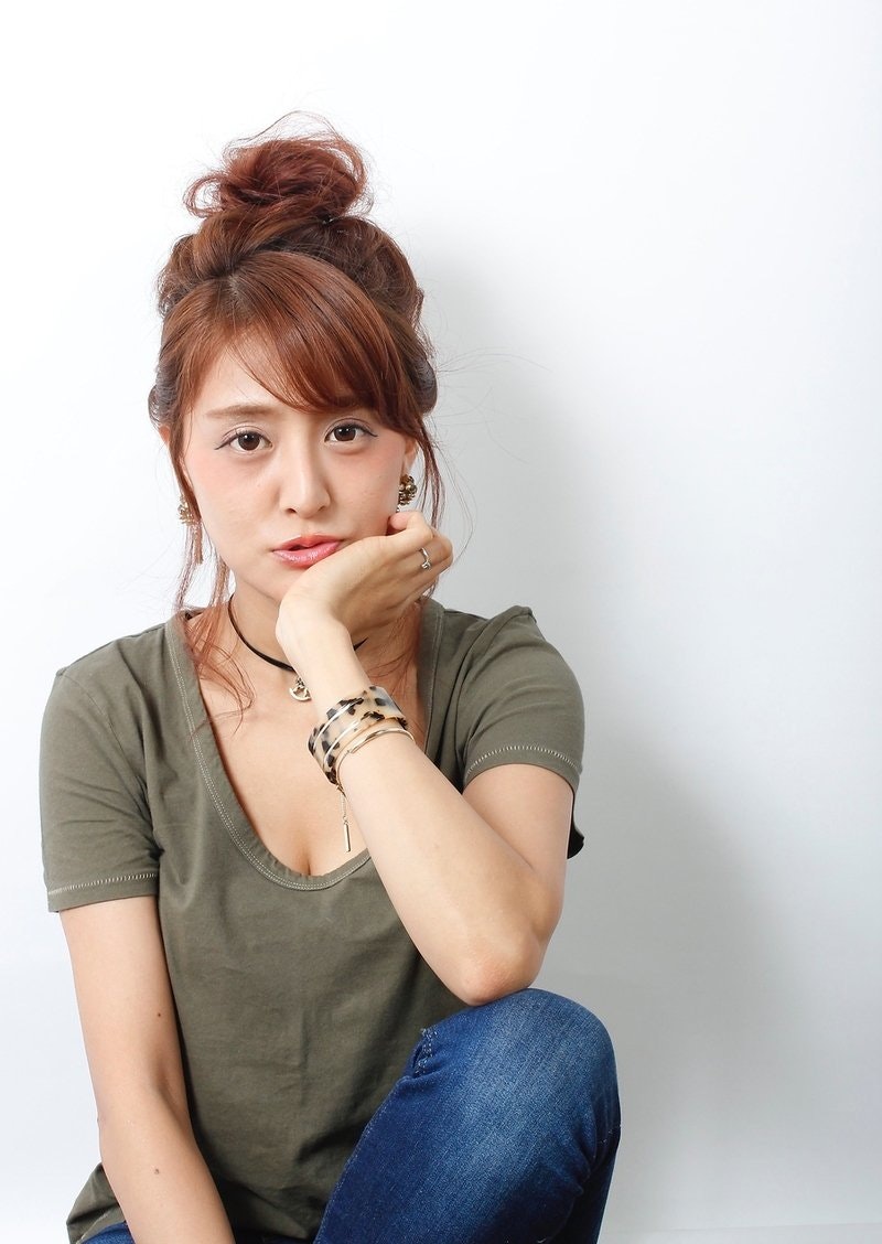 簡単ヘアアレンジでセミロングを楽しみつくす!不器用さんもOKのアレンジまとめ♪のサムネイル画像