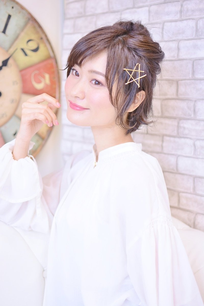 くるりんぱ でボブヘアをもっとオシャレに シーン別おすすめアレンジまとめ ホットペッパービューティーマガジン