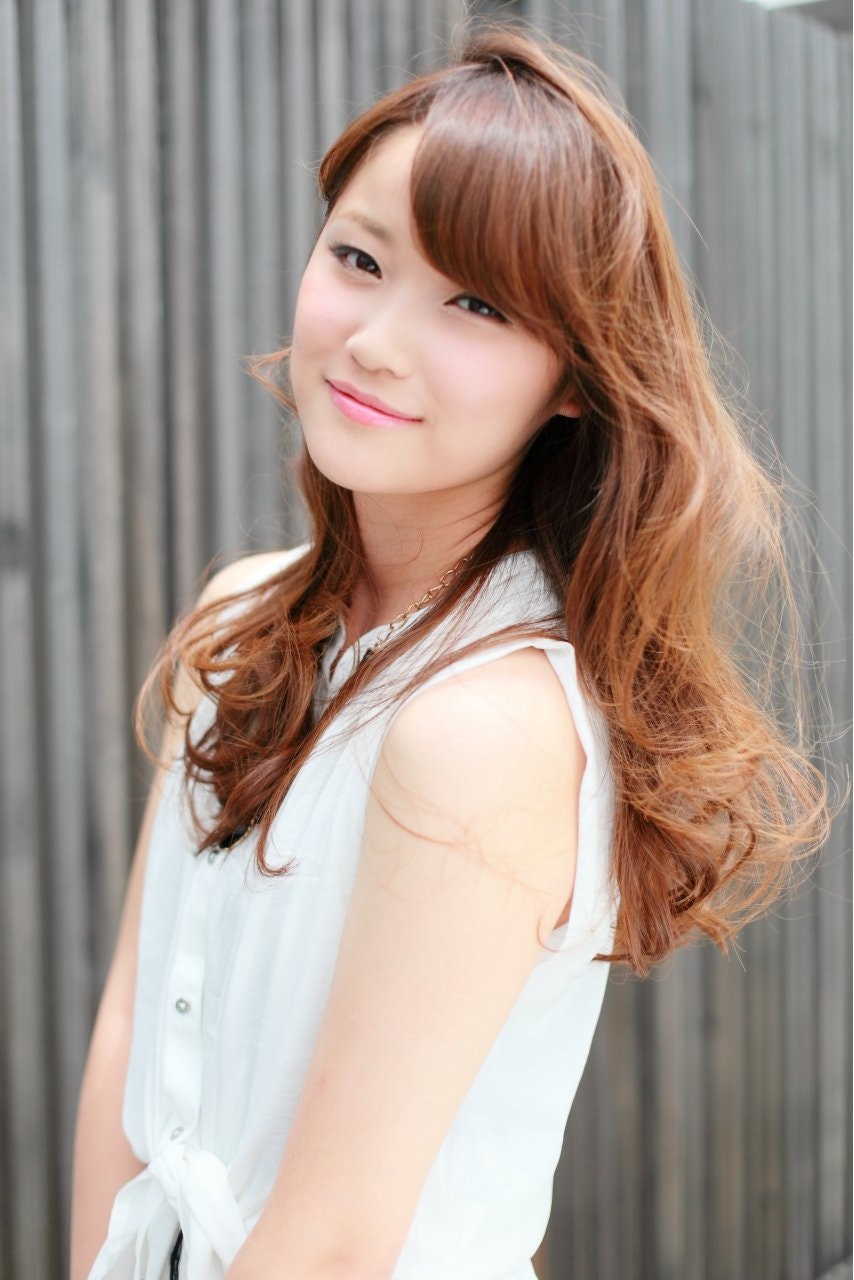 イメチェンしてみない 4種類のヘアカラーで楽しむおしゃれな髪型特集 ホットペッパービューティーマガジン イメチェンしてみない 4種類のヘアカラーで楽しむおしゃれな髪型特集 ホットペッパービューティーマガジン