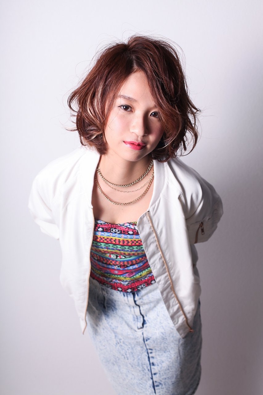 ショートヘアを「エクステ」でがらっとイメチェン!ナチュラル派から個性派まで思いっきりおしゃれに♪のサムネイル画像