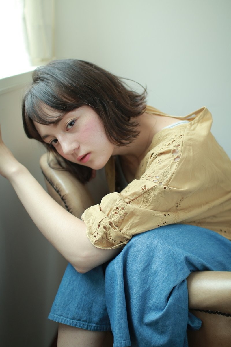 髪色を緑に着替えて、癒し系女子に変身してみない?グリーン初心者にもおすすめのヘアカラー特集のサムネイル画像