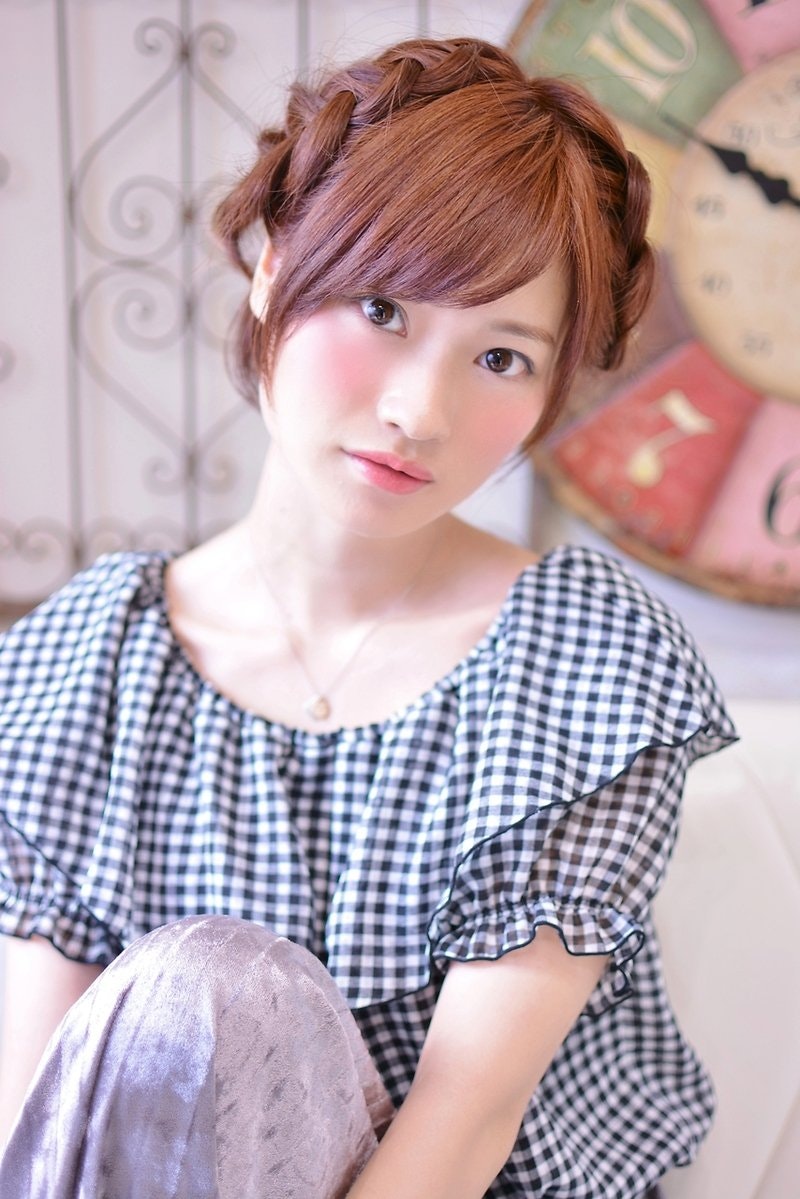 ショートヘアさんも ヘアアレンジを楽しもう 印象チェンジにぴったりのアレンジ集 ホットペッパービューティーマガジン
