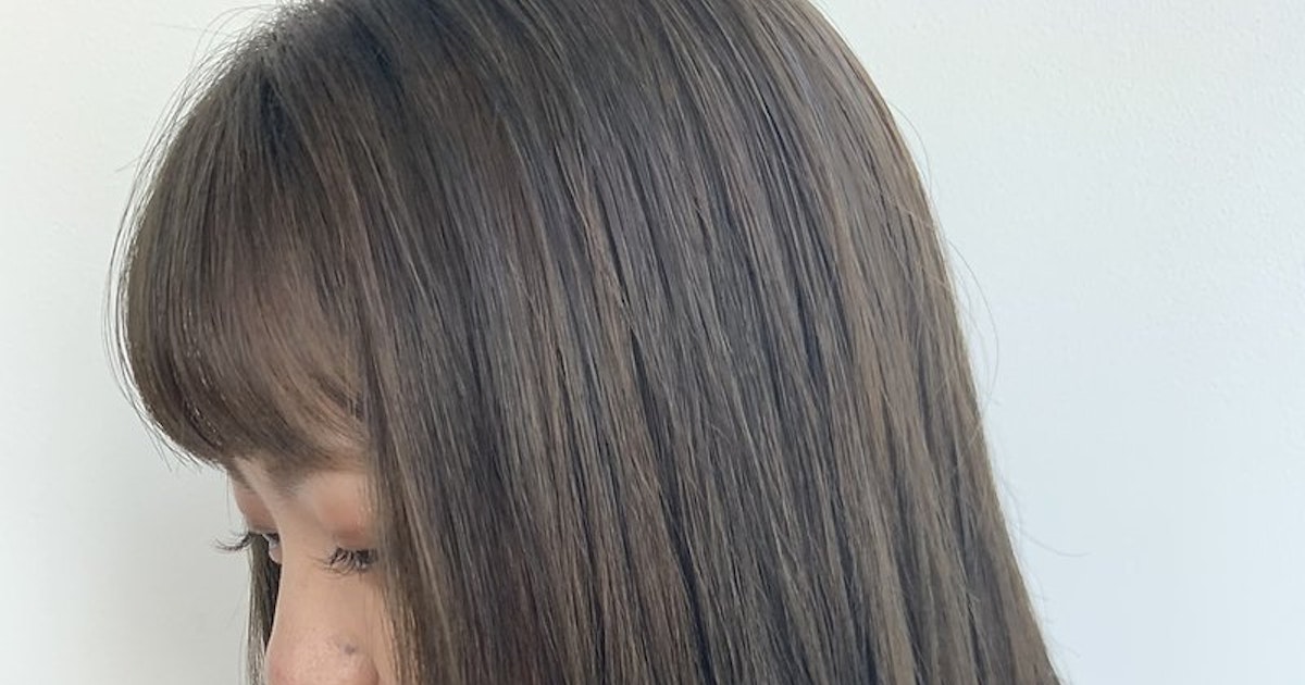 21年春 透明感が桁違い 黒髪に近いアッシュカラーに染めてみない ホットペッパービューティーマガジン 21年春 透明感が桁違い 黒髪に近いアッシュカラーに染めてみない ホットペッパービューティーマガジン