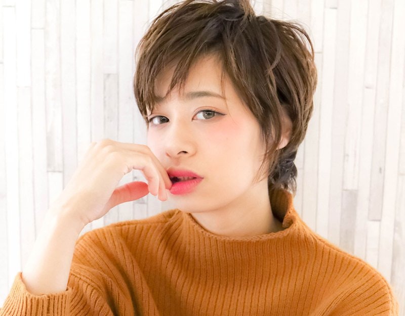 秋のショートヘアはダークトーンで大人っぽく 秋コーデが映えるシックなスタイル集 ホットペッパービューティーマガジン 秋のショートヘアはダークトーンで大人っぽく 秋コーデが映えるシックなスタイル集 ホットペッパービューティーマガジン