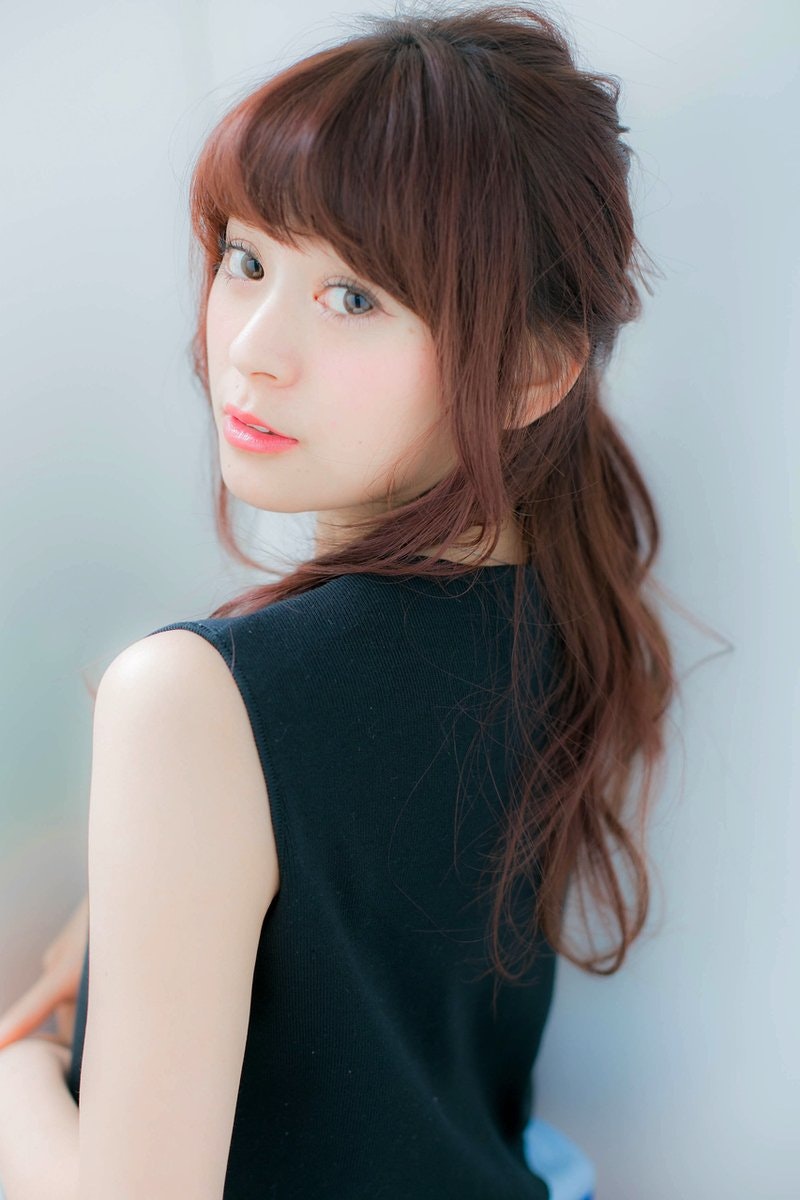 シチュエーション別にご紹介♡TPOに合わせた、好印象なヘアアレンジ集のサムネイル画像