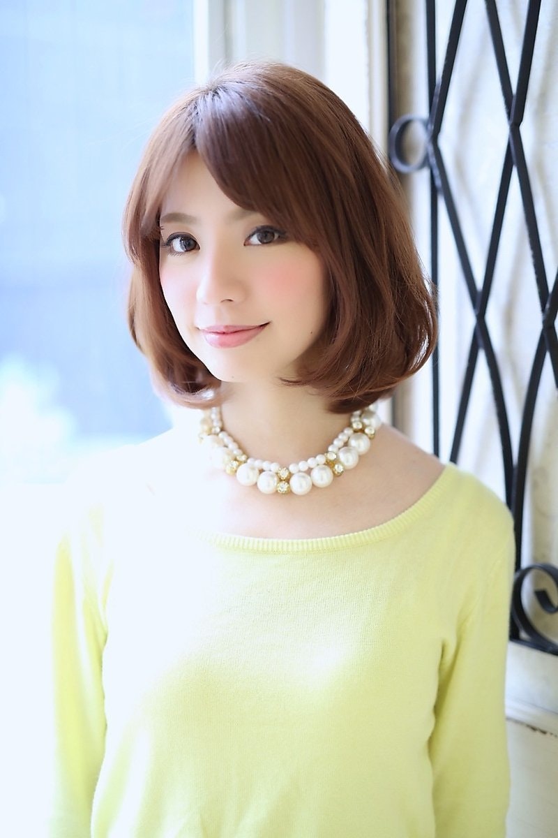 この秋のヘアスタイルは 重め がキーワード 最先端の髪型をまとって トレンドを先取りしちゃおう ホットペッパービューティーマガジン