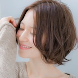 2021年春は清潔感と色気を髪型で両立!「ハニーヘア」でオフィスでもモテ女子を目指そ♡