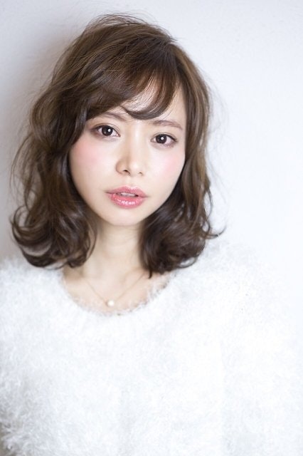 秋のへアカラーはグリーンを味方につけて♡こなれ感たっぷりのおしゃれへアにイメチェンしよう!のサムネイル画像