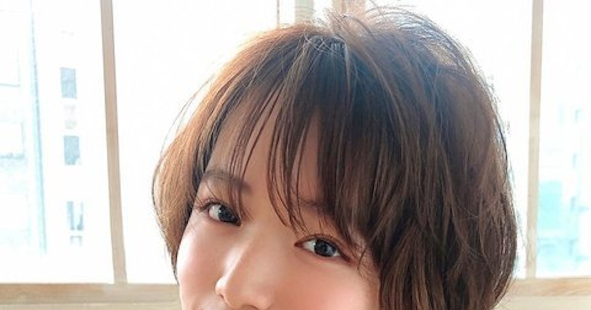 21 伸ばしかけショートを楽しもう 中途半端に見せないおしゃれなヘアスタイル紹介 ホットペッパービューティーマガジン 21 伸ばしかけショートを楽しもう 中途半端に見せないおしゃれなヘアスタイル紹介 ホットペッパービューティーマガジン