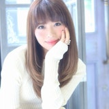 冬コーデにはアッシュカラーが好相性♡ツヤツヤの透明感で抜け感をGETしよ!