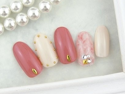 21冬 大理石ネイルのカラー別デザインまとめ ホットペッパービューティーマガジン 21冬 大理石ネイルのカラー別デザインまとめ ホットペッパービューティーマガジン