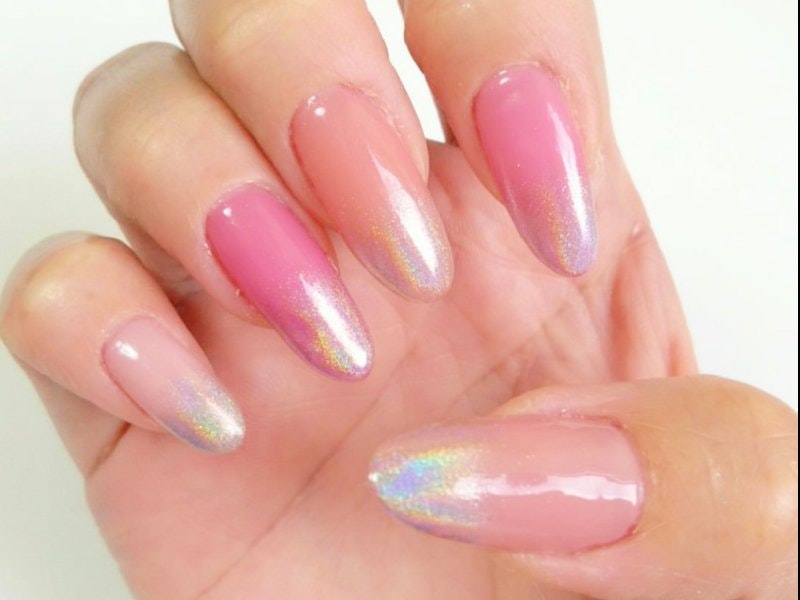 ユニコーンネイル で 虹色に輝くまばゆい指先をゲットしちゃおう ホットペッパービューティーマガジン ユニコーンネイル で 虹色に輝くまばゆい指先をゲットしちゃおう ホットペッパービューティーマガジン