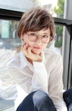魅力的なメガネ女子になれちゃう♡メガネ×ゆるカールの愛されスタイル