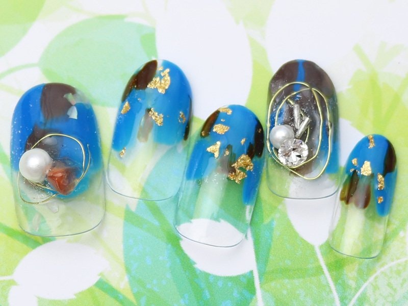 ワイヤーネイルのデザインいろいろ 変幻自在に使える素材でとことん遊んじゃおう ホットペッパービューティーマガジン ワイヤーネイルのデザインいろいろ 変幻自在に使える素材でとことん遊んじゃおう ホットペッパービューティーマガジン