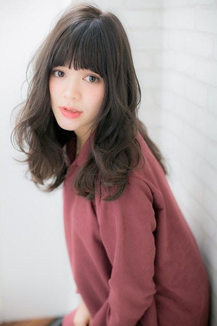 冬のロングヘアは優しく甘く ガーリー キュートなロングヘア集めました ホットペッパービューティーマガジン