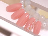 シンプル派には【ワンカラーネイル】がイチオシ♪きれいめの単色ネイルで、こなれた指先をゲット♡