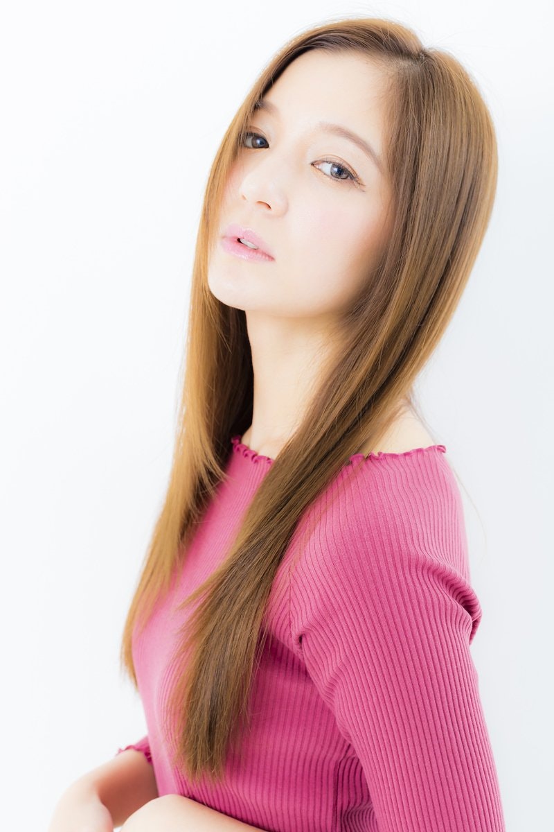 ストレートロングをキープしたいけど 飽きた女子必見 ロングのままイメチェンを叶えるポイントとは ホットペッパービューティーマガジン