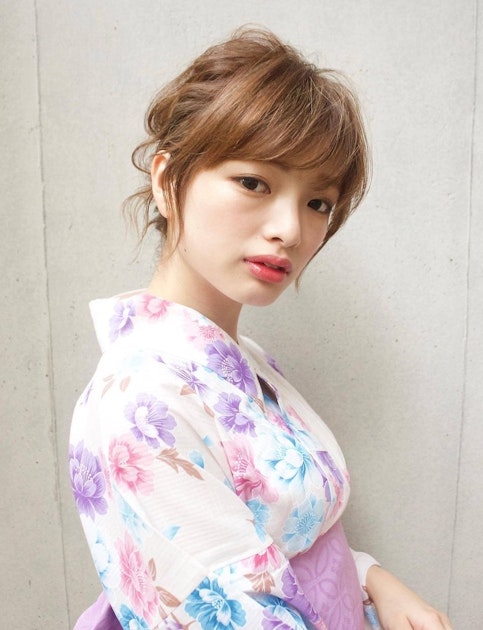 ショートやボブでも楽しめる浴衣の髪型 自分でできる簡単アレンジ選 短くても可愛く華やかに ホットペッパービューティーマガジン