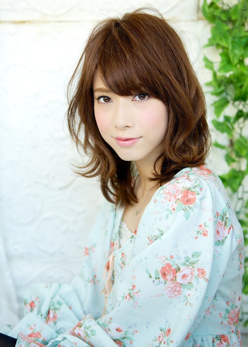 とろけるメルティーカラーにうっとり♡深み×透明感で艶髪に変身しちゃお!のサムネイル画像