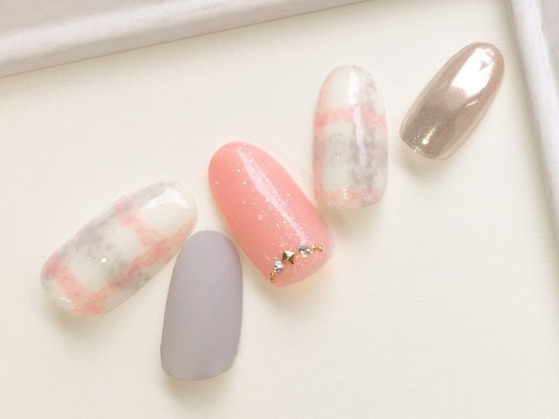 ほっこりブランケットネイルがかわいい 冬はネイルもあったかくしよう ホットペッパービューティーマガジン ほっこりブランケットネイルがかわいい 冬はネイルもあったかくしよう ホットペッパービューティーマガジン