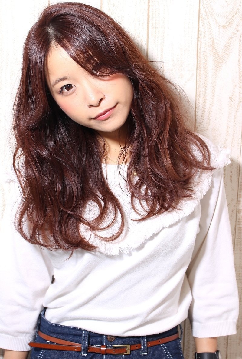 19年春の髪色はラベンダーピンクで決まり 大人可愛いおしゃれ髪になっちゃおう ホットペッパービューティーマガジン