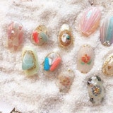 【2018年・最新ネイルデザイン集】流行のネイルに着替えて、指先からトレンドを先取りしちゃおう♡