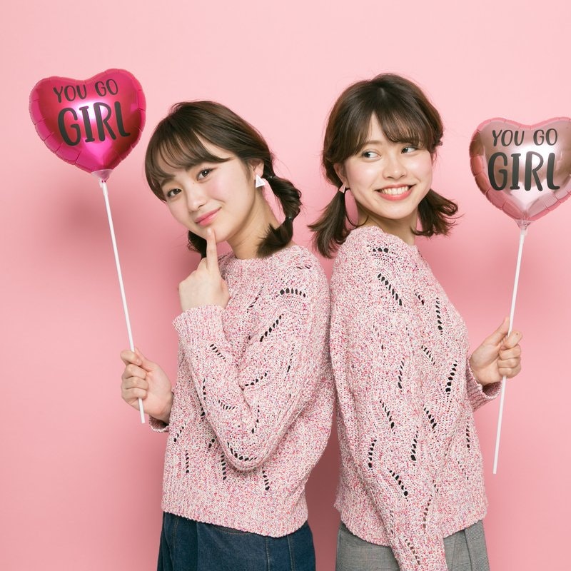 “お揃いヘア”でSNS映え♡双子風くるりんぱアレンジのサムネイル画像