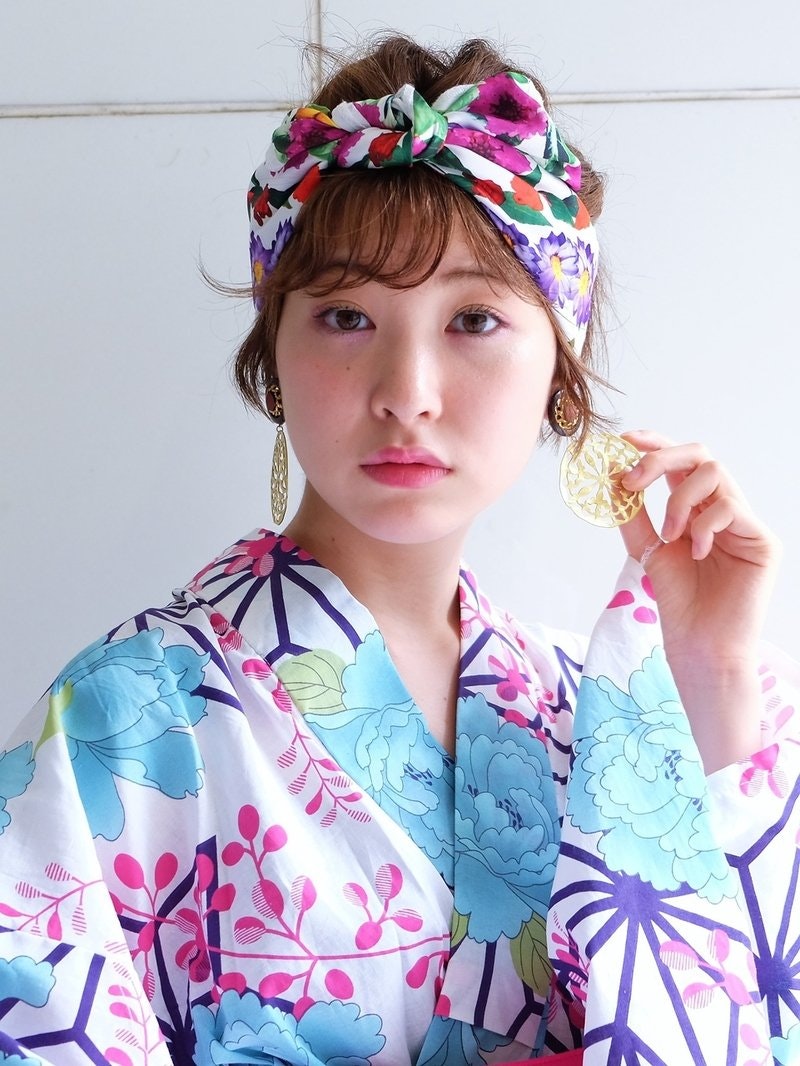 18年夏のお祭りオンナ髪型10選 派手で華やかなプロ仕様のヘアアレンジカタログ ホットペッパービューティーマガジン