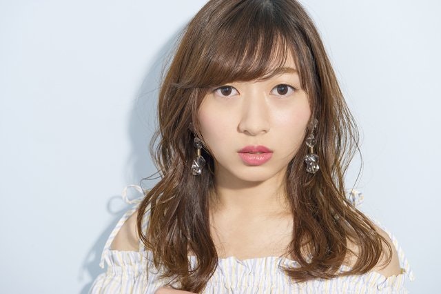 一重さん向け ナチュラルで派手すぎない 一重ならではのオトナ女子メイクとは ホットペッパービューティーマガジン