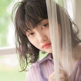 「透明感」×「暗髪」で夏のおしゃれガールに!