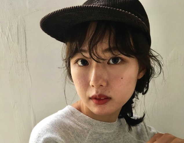 キャップを使ったヘアアレンジでとびきりおしゃれに可愛く見違えよう！のサムネイル画像