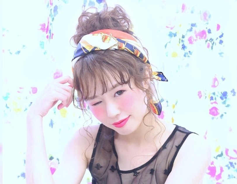 スカーフ バンダナを使ったヘアアレンジ集 簡単かわいいスタイルでおしゃれさんを目指そう ホットペッパービューティーマガジン