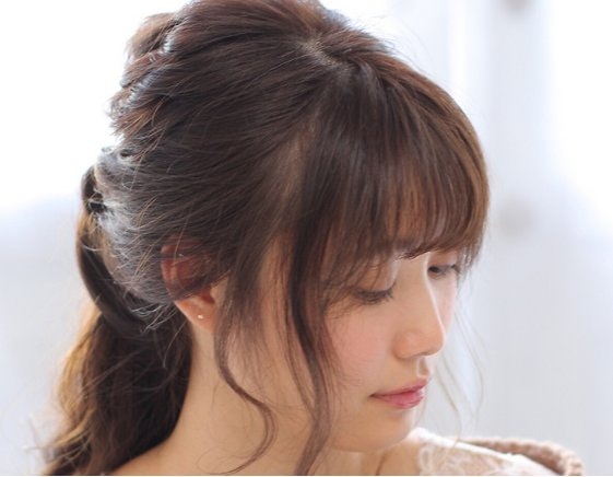 【写真で解説】簡単&時短!ロングさんのセルフヘアアレンジ特集♪表参道スタイリストが監修★のサムネイル画像