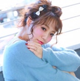 ヘアアレンジのマンネリ解消にはリボン♡みんなにホメられるフェミニンアレンジを大特集！