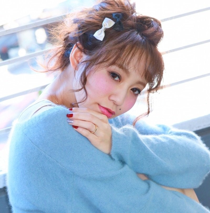 ヘアアレンジのマンネリ解消にはリボン♡みんなにホメられるフェミニンアレンジを大特集!のサムネイル画像