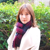 【パーソナルスタイリストが伝授】マフラーの巻き方5選!マフラーが映えるヘアースタイルも紹介♪