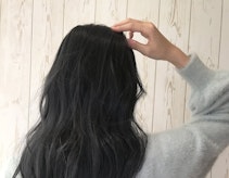 【2021年】旬のネイビーアッシュのヘアスタイル♡透明感＆こなれ感たっぷりな大人髪にチェンジ